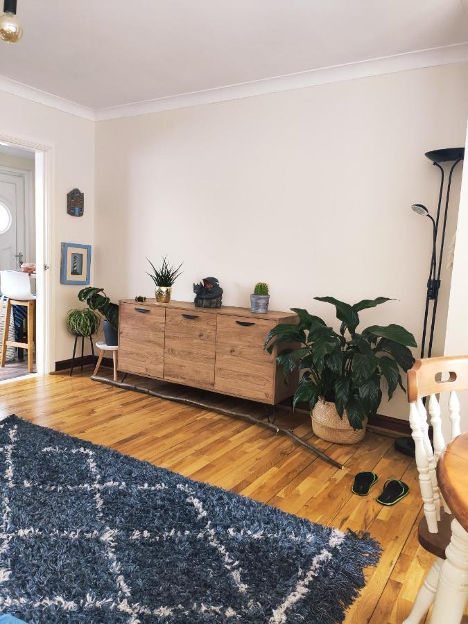 Single bedroom in quiet neighbourhood Glasgow Buitenkant foto